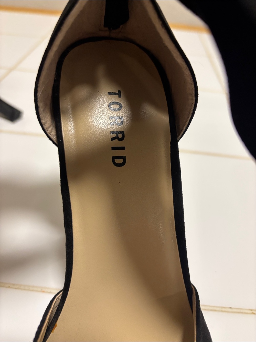Black Bow Ankle-Strap High Heels - Picture 4 of 5